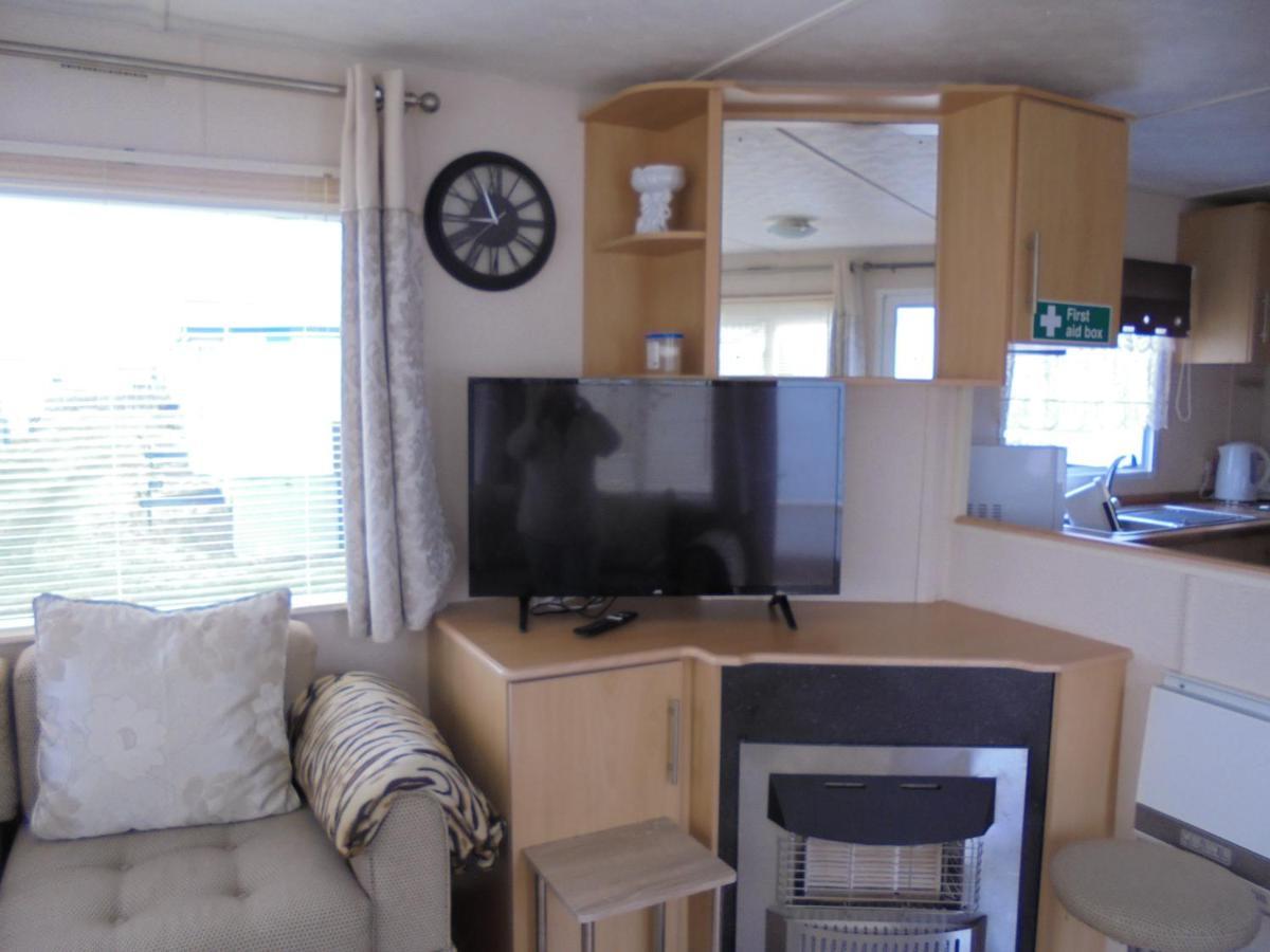 Apartment 6 Berth On Golden Anchor *