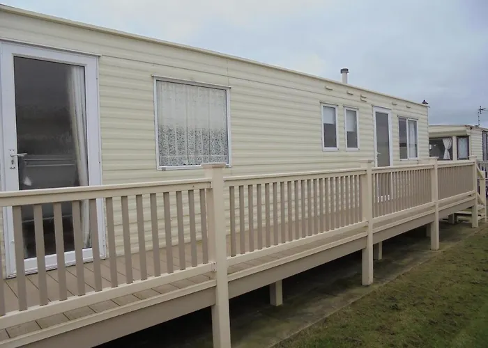 6 Berth On Golden Anchor