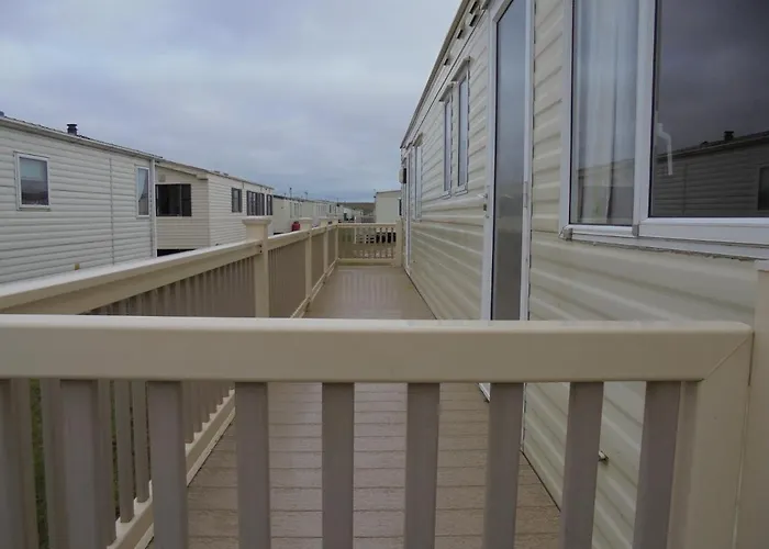 6 Berth On Golden Anchor